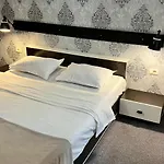 Piata Sfatului Guest house 3*