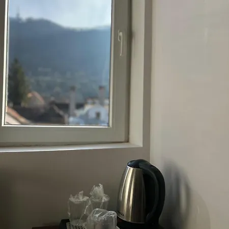 Гостьовий будинок Piata Sfatului 3*