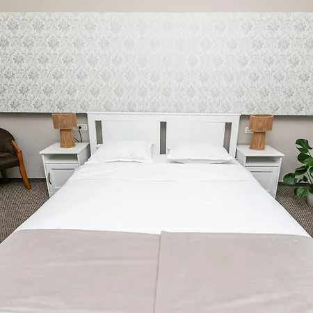 Piata Sfatului Pensiune 3*