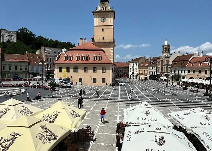Piata Sfatului 3* Брашов
