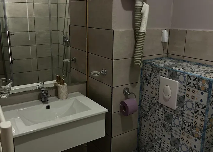 Guest house Piata Sfatului 3*