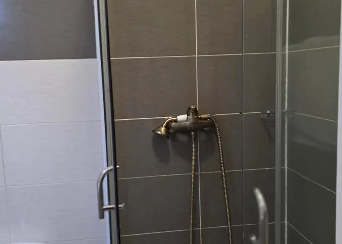 Piata Sfatului Πανσιόν 3*