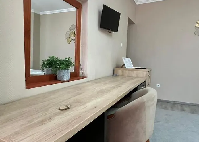 Piata Sfatului Guest house 3*